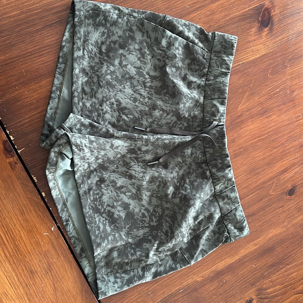 Like new LuLuLemon shorts.